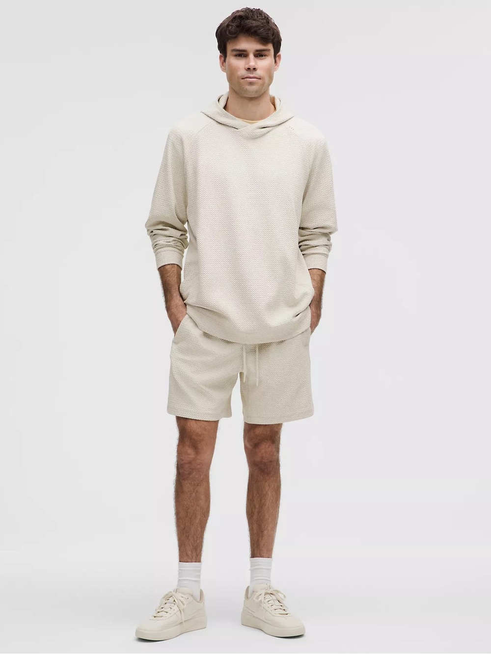 Lululemon Heathered Bone / Cream Ease The Day 7" Lounge Shorts - Small NWT